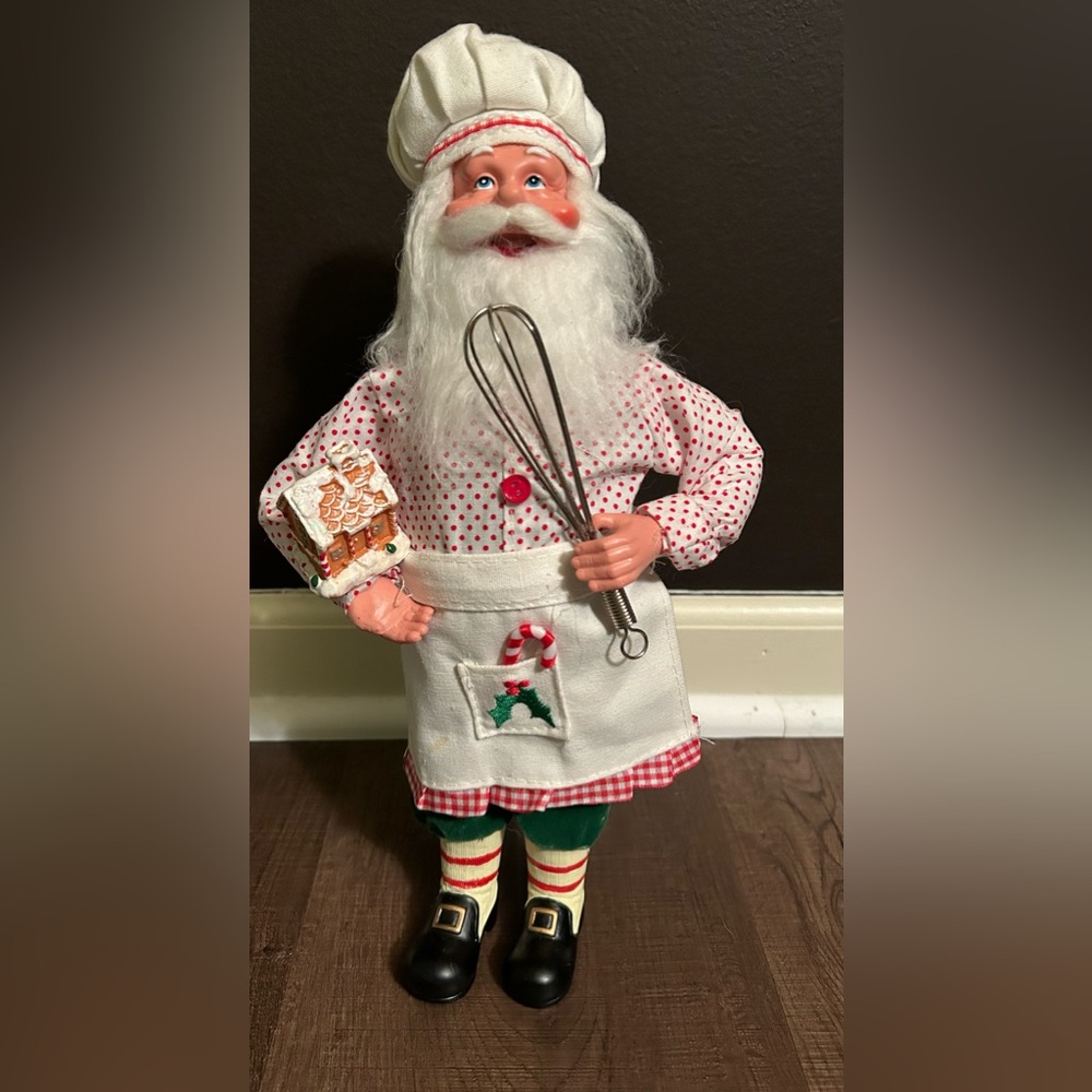 Santa Claus Statue Baker Gingerbread House 13" Figurine Tabletop Christmas Decor